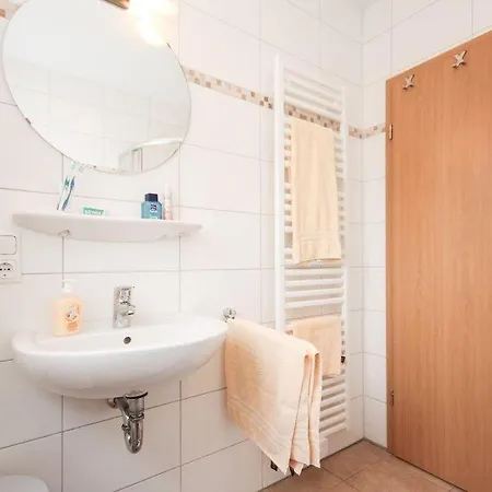 Helga Apartman *